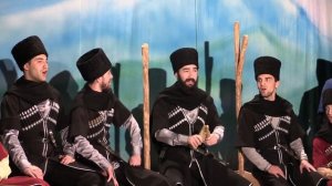 Адыгское  народное пение -"Xьакӏэщ" (гостиная) сцена из спектакля "Табунщик и гордая девушка "