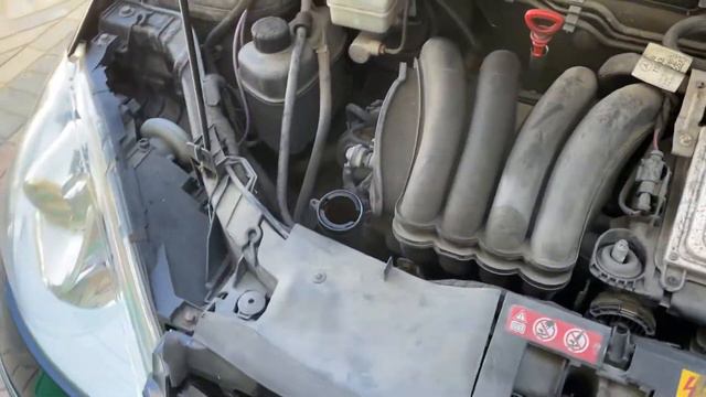 Mercedes Benz A150 cambio olio + filtri + reset service. W169 oil change on the driveway смотреть онлайн