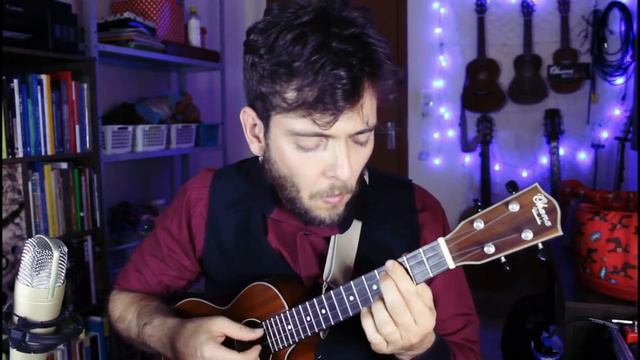 SOMEWHERE OVER THE RAINBOW: Fingerstyle Ukulele смотреть онлайн