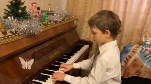 SOFT MOZART Winter Recital 2019-2020 Vanya (10). Упр-е "Арпеджио Соль мажор и соль минор"