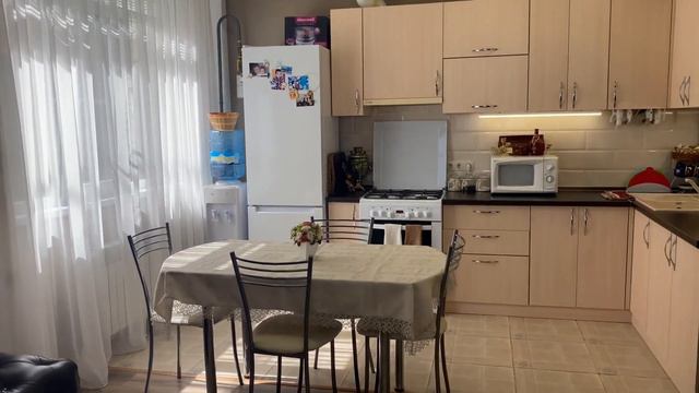 Продаю квартиру в Сочи. Звоните, буду рада показать в самое ближайшее время. смотреть онлайн