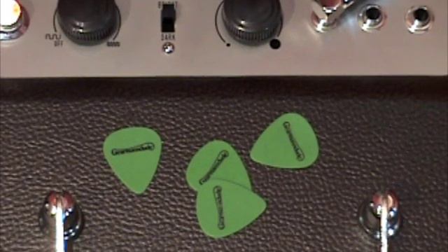 Fender Excelsior Guitar Amplifier demo with Les Paul смотреть онлайн