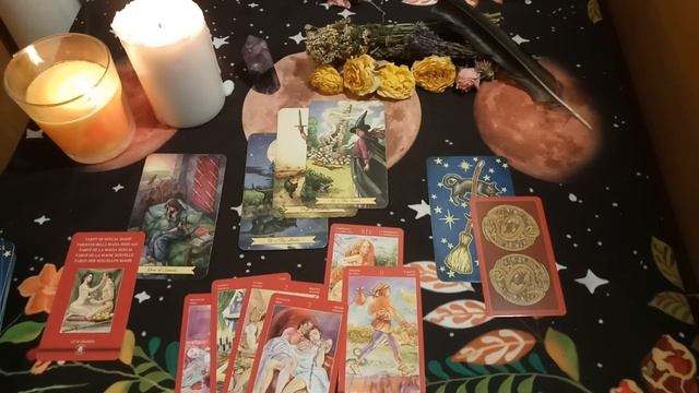 Таро Что у него с бывшей? Какие у них отношения? Есть ли чувства к бывшей? [BeWitch TV] смотреть онлайн