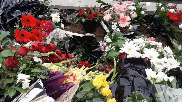 Ритуал - онлайн Получить защиту и исцеление на свежей могиле . К Хозяину кладбища.