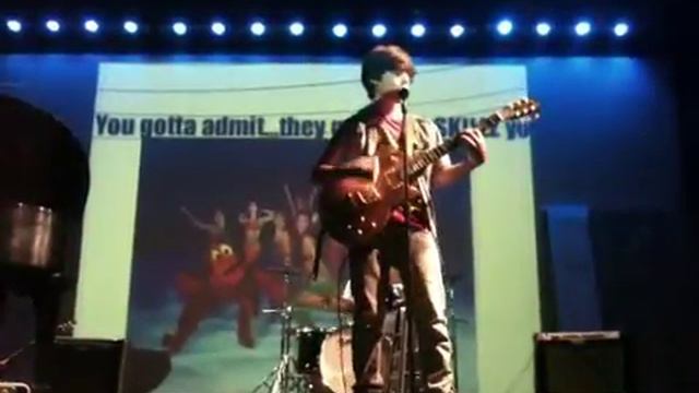 Jacob Kogan plays Weezer смотреть онлайн