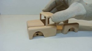 Как сделать простую деревянную игрушку. ЭКО игрушка своими руками. DIY