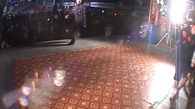 выступления команд:  OPEN3 - Breakdance фестиваль, 2003 год, Москва (организаторы B.People)