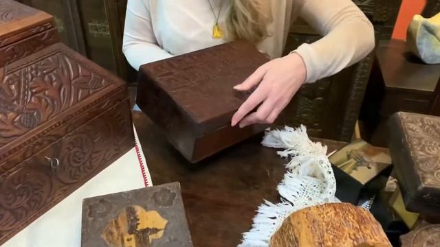 Антикварные шкатулки