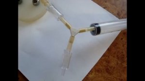 замена масла в двигателе видео как своими руками через щуп откачать