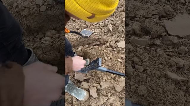 Дед ? хабар шутит #находки #металлоискатель #коп #поискмонет #metaldetector #шурф #minelab #coin