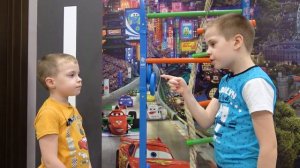 Коля получил двойку и куда пропали вещи Леры ?