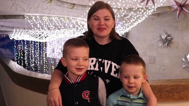 Лена и Маша, с Днём рождения! смотреть онлайн