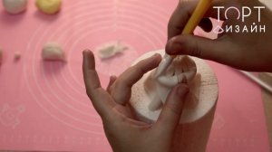 Лепим фигурку ангела из сахарной мастики