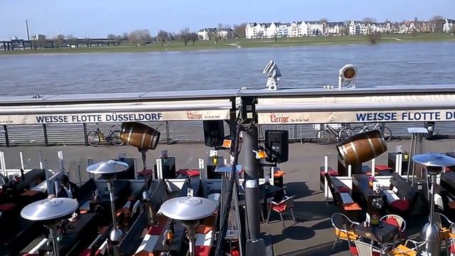 Rheinuferpromenade Düsseldorf  Набережная Рейна Дюссельдорф