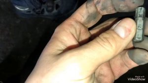 Замена тормозных колодок на Volkswagen Passat b6.