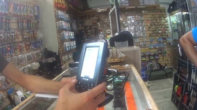 За эхолотом