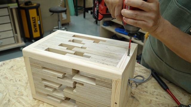 Making Recycled Wood Lamp / DIY смотреть онлайн