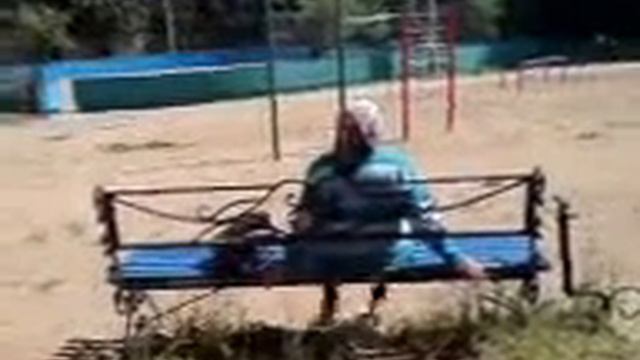 Весёлая бабушка