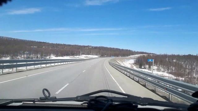 Дорога Невер на Якутск, на Газоне по северной дороге . Доехали до Нерюнгри смотреть онлайн