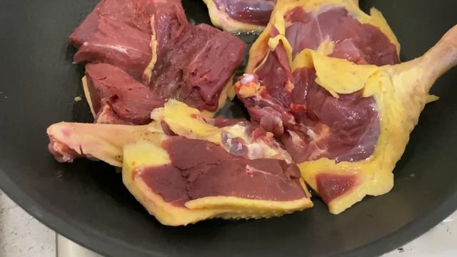 ТУШЕНЫЙ ГУСЬ (УТКА) КУСОЧКАМИ В СОБСТВЕННОМ СОКУ. Простой и вкусный рецепт!!!