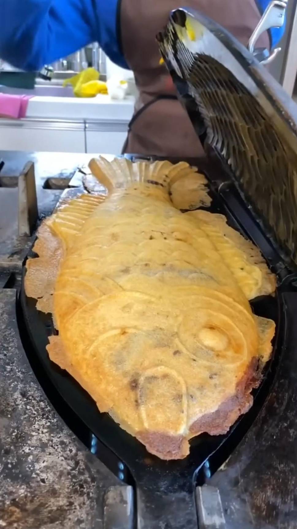 Выпечка гигантская рыба #shorts #выпечка смотреть онлайн