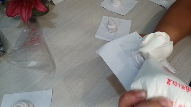Зефирная роза. Продолжение видео с гортензией.