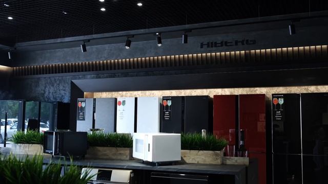 Открытие фирменного магазина HIBERG