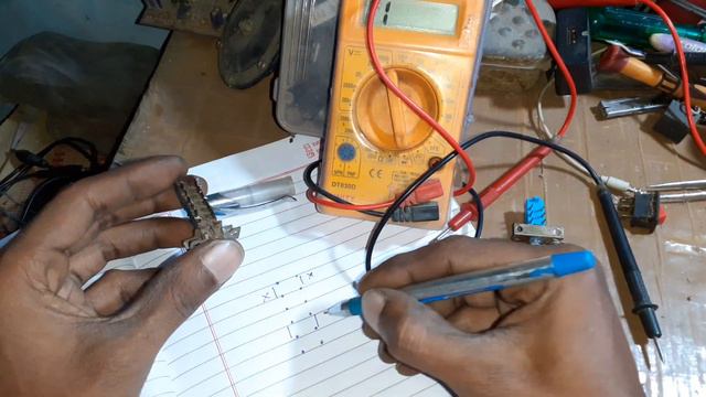 3 pin 6 pin 12 pin rocker switch केसे काम करता है ..electronics verma смотреть онлайн