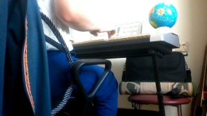 Детские песни В. Шаинский голубой вагон на синтезаторе