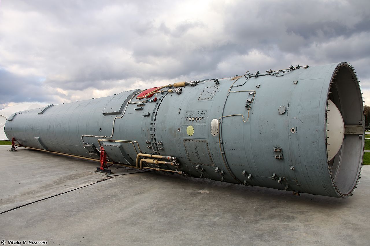 Недвусмысленный намек Альянсу: еще одно межконтинентальное изделие загружено в шахту смотреть онлайн