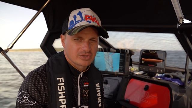 Самый навороченный катер для рыбалки - Vboats Fishpro XR. Обзор от Андрея Питерцова. смотреть онлайн