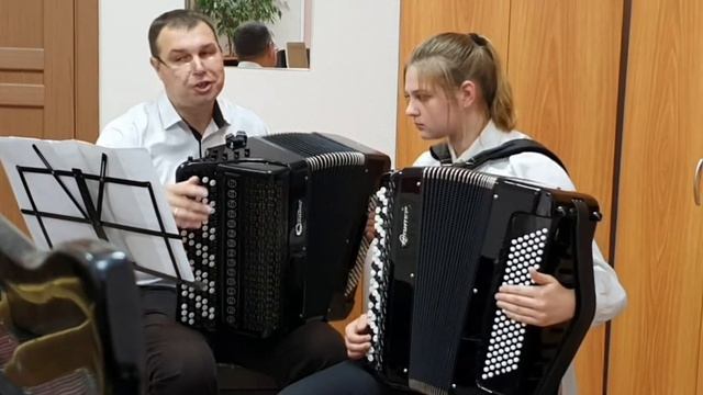 Открытый урок «Работа над полифоническим произведением в классе баяна» смотреть онлайн