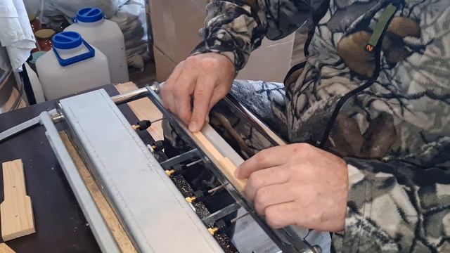 Станок для сверления рамок. Микронуклеус. Готовимся к матковыводному сезону смотреть онлайн