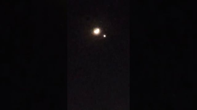 Первый раз такое вижу. Парад планет.24.03.2023.Что за планета рядом с луной? #луна, #планета,