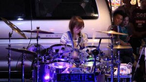 羅小白S. White -台南 The fox - Барабанщица-виртуоз из Тайваня.Amazing Girl Drummer