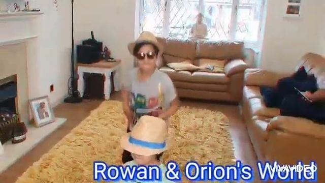 Kids dancing & singing to Mi Gente| Trolls 2| Reggaeton | kids having fun time смотреть онлайн