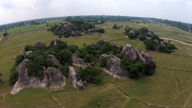 А journey through the nature of contrasts. смотреть онлайн