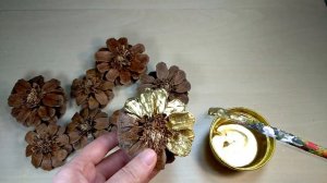 Цветы из шишек своими руками/Красивые поделки из шишек