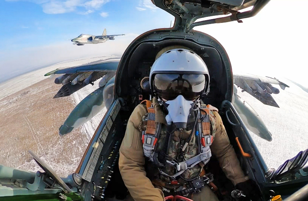 Экс-аналитик ЦРУ Джонсон: в ближайшие две недели ВС России продвинутся еще сильнее / События на ТВЦ