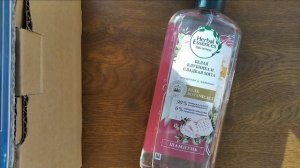 Шампунь HERBAL ESSENCES Белая клубника и Сладкая мята 400 мл Видеоотзыв (обзор) Марии