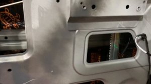 В качестве первого слоя (виброизоляции УАЗ) используем материалы Комфортмат, тщательно раскатываем