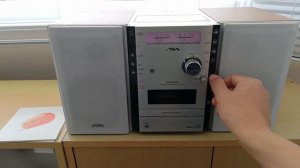 Aiwa XR-FA700 CD Player sound - Spiritualized Come Together & Broken Heart Instrumental