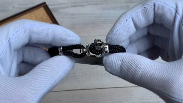 Браслет. Молитвы «Спаси и сохрани» и «Отче наш» с черной эмалью смотреть онлайн