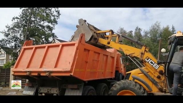 Демонтаж бетонной отмостки с вывозом.