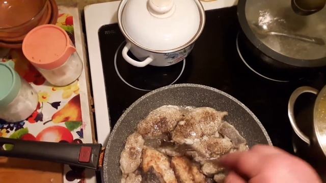 ЖАРЕННЫЙ МЕНЁК. ПЕРВЫЙ РАЗ ПРОБУЮ ТАКУЮ РЫБУ. ОЧЕНЬ ВКУСНАЯ.