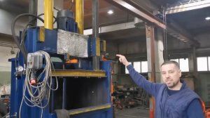 Конструктивные особенности пакетировного пресса для макулатуры. Возможные поломки