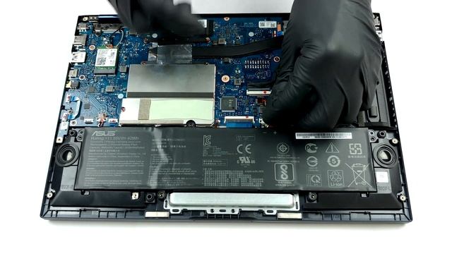 ?️ ASUS VivoBook Flip 14 TM420 - disassembly and upgrade options смотреть онлайн
