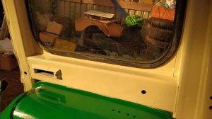 покрасил кабину ЮМЗ 6