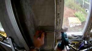 Крепление подвесов на газобетонной стене, самый бюджетный вариант.