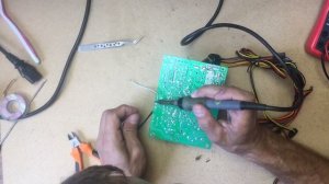 Не включается блок питания DeLUX.  Замена диодного моста и предохранителя. Профилактика вентилятора